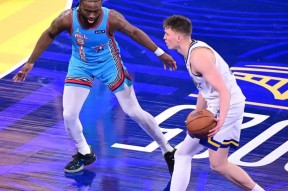 开云-关于塔图姆回归赛场，回归赛场首场状态亮眼，C9观众沸腾！的信息