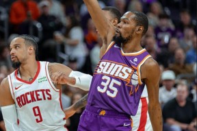 开云体育-杜兰特重返赛场，爆冷首场状态出色，公牛观众沸腾！上演精彩一战的简单介绍