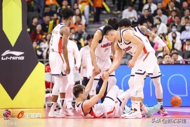 关于转折点！迈阿密热火更衣室发声，全明星赛冲刺阶段攻防权衡，话题不断，轮换策略成焦点的信息